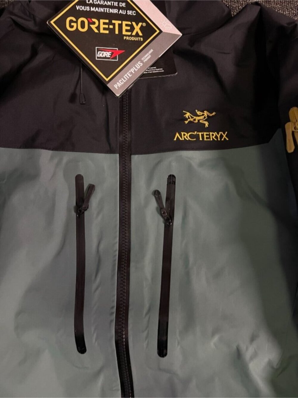 Arc'teryx Gamma MX series jacket in black and gold/green, size XL - Picture 7 of 8